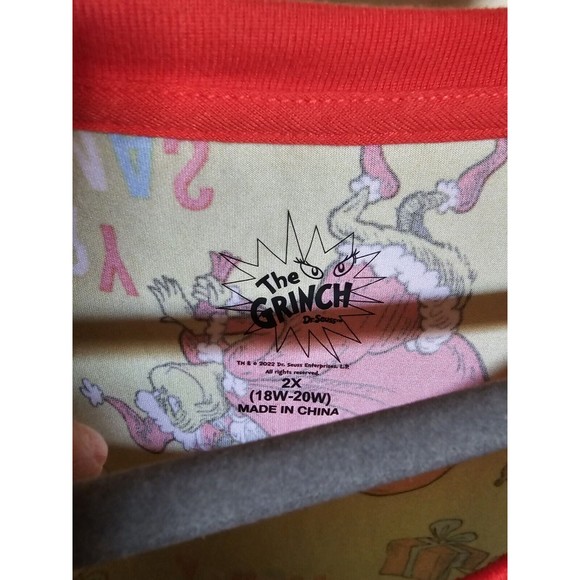 Dr. Seuss The Grinch Womens Plus 2X Soft Christmas 2 Piece Pajama Set Green Red - Picture 2 of 10